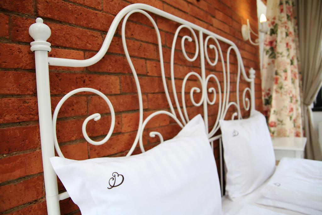 Conacul Bratescu Hotel Bran  Luaran gambar