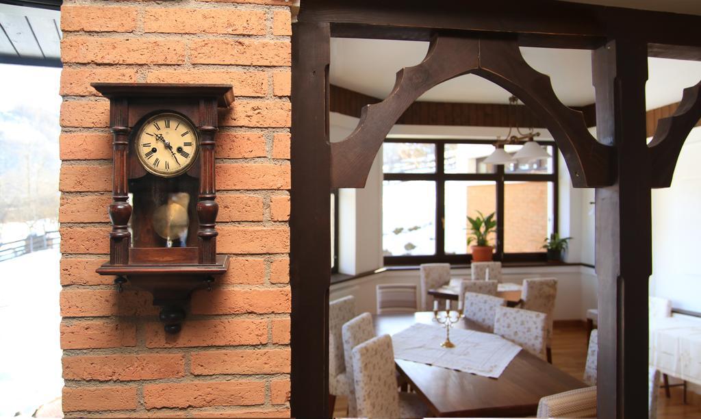 Conacul Bratescu Hotel Bran  Luaran gambar