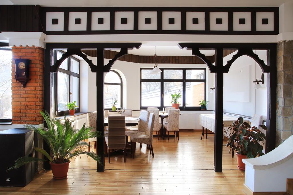 Conacul Bratescu Hotel Bran  Luaran gambar