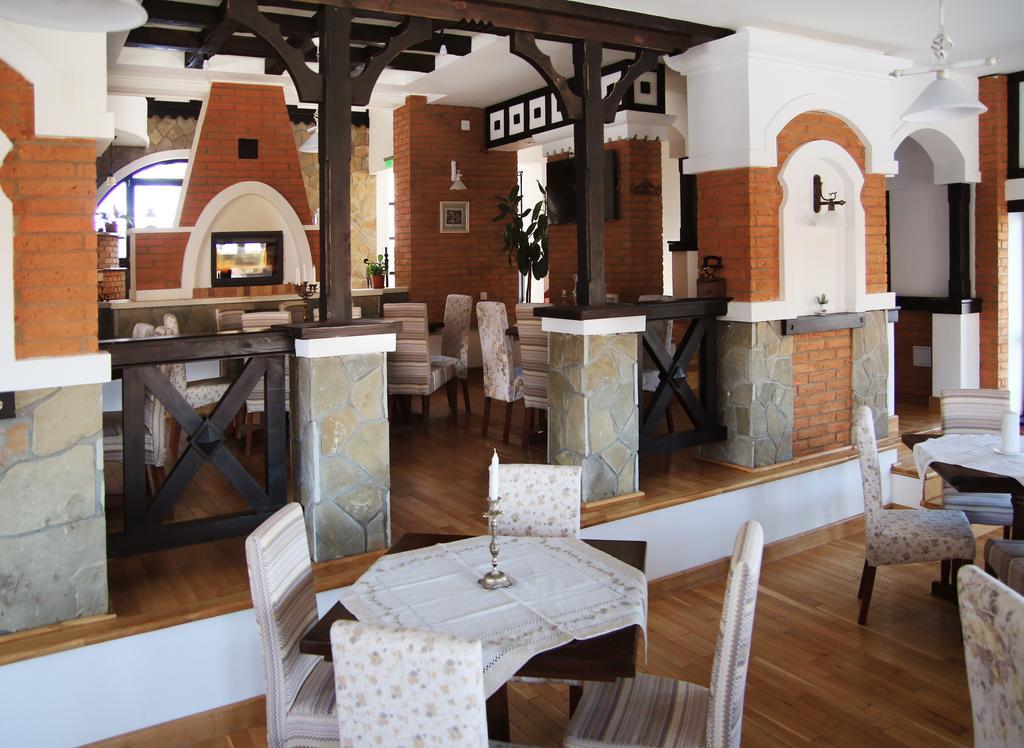 Conacul Bratescu Hotel Bran  Luaran gambar