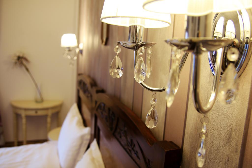 Conacul Bratescu Hotel Bran  Luaran gambar