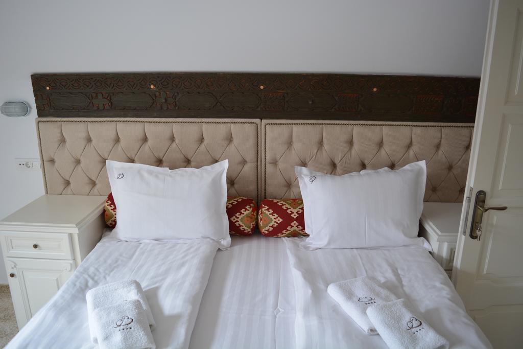 Conacul Bratescu Hotel Bran  Luaran gambar